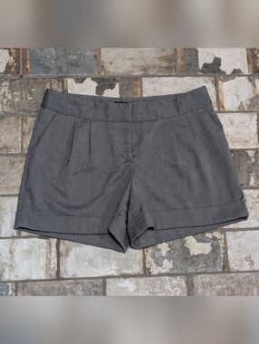 Apostrophe Women’s Size 10 Gray Chino Shorts Casual Summer Classic 10